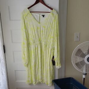 Elegant Yellow Floral Dress